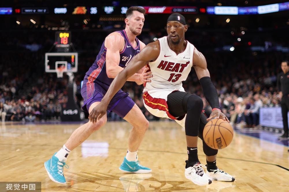 球场表现 球场表现