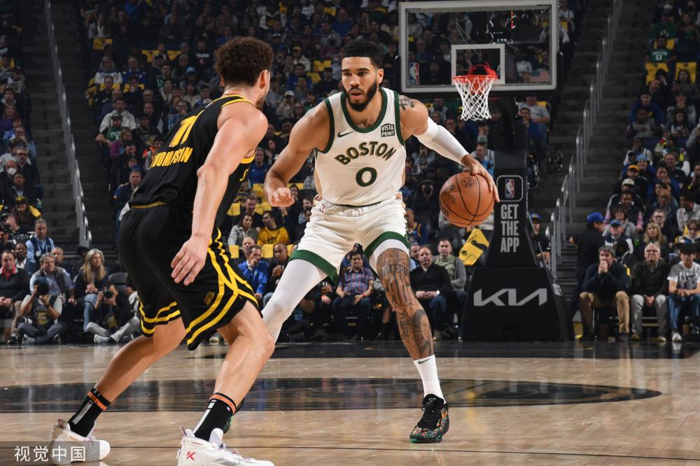 以其出色的 以其出色的