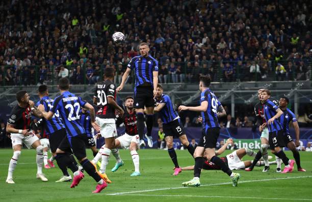 兰的中场阵 兰的中场阵