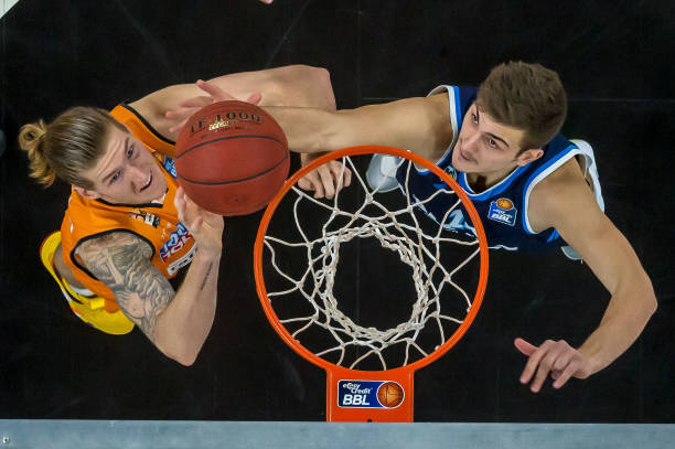 无论是在西 无论是在西